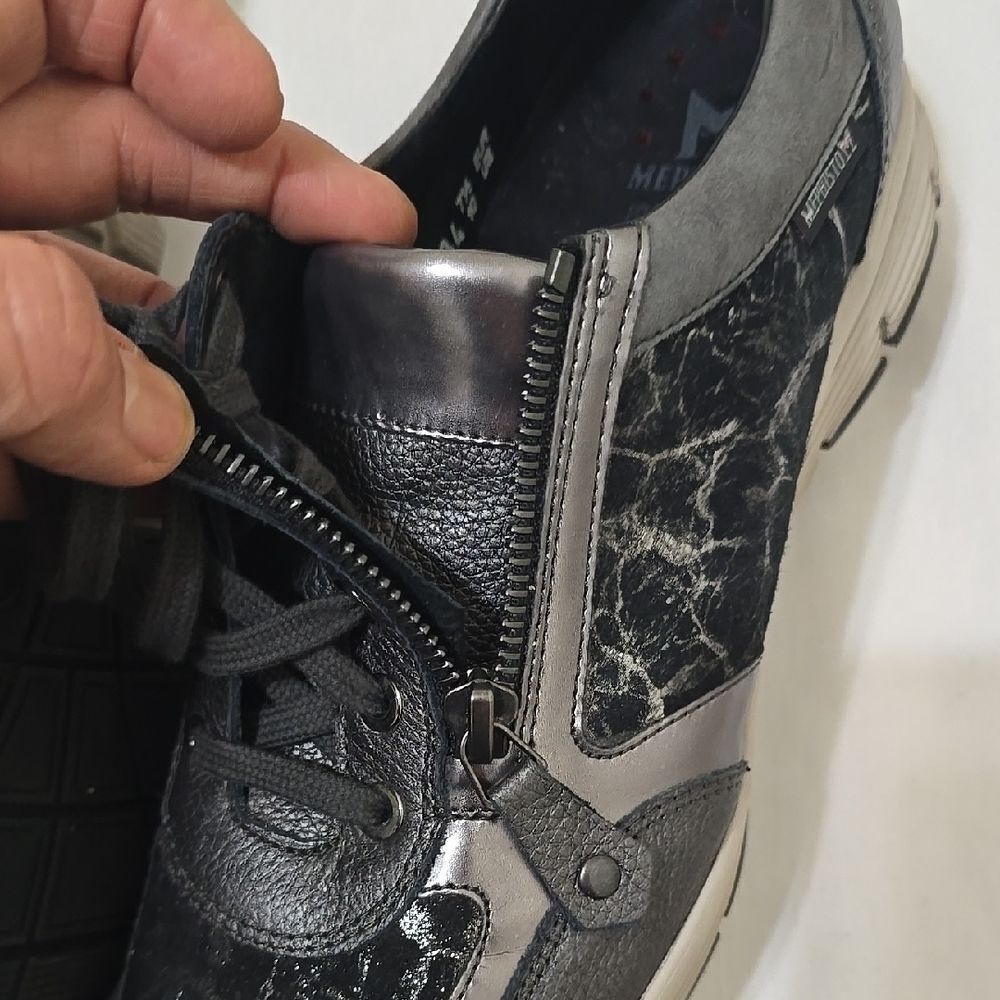 Mephisto Black Sneakers With Unique Pattern Size … - image 6